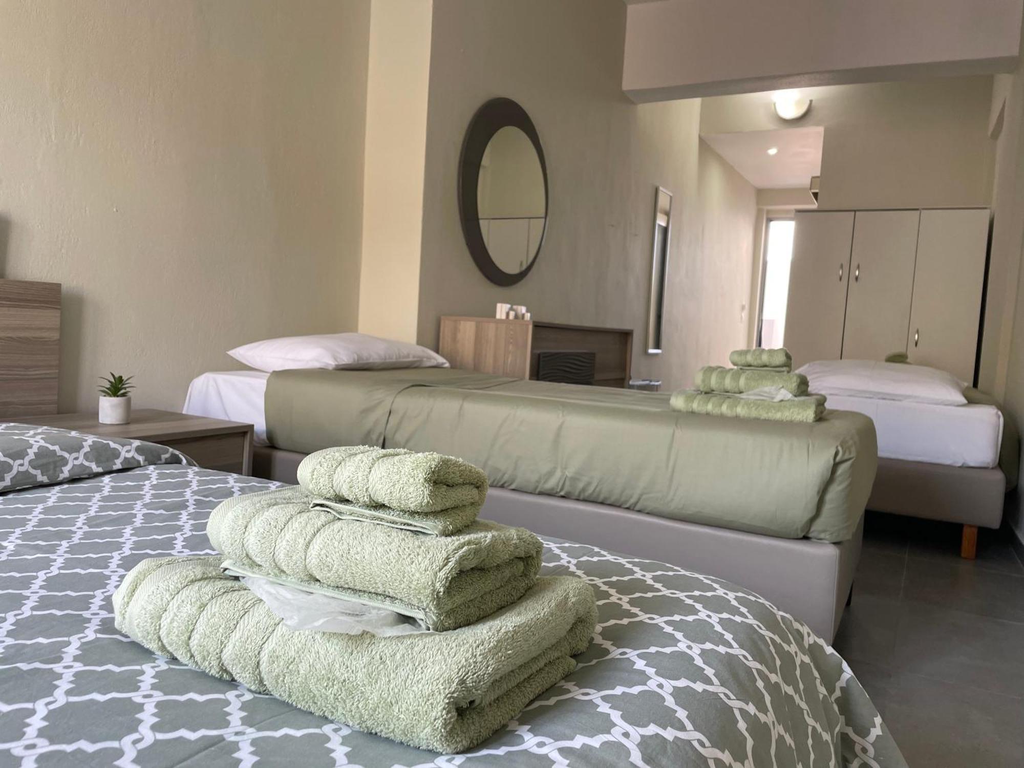 Sea Side Rooms Rhodes City Esterno foto