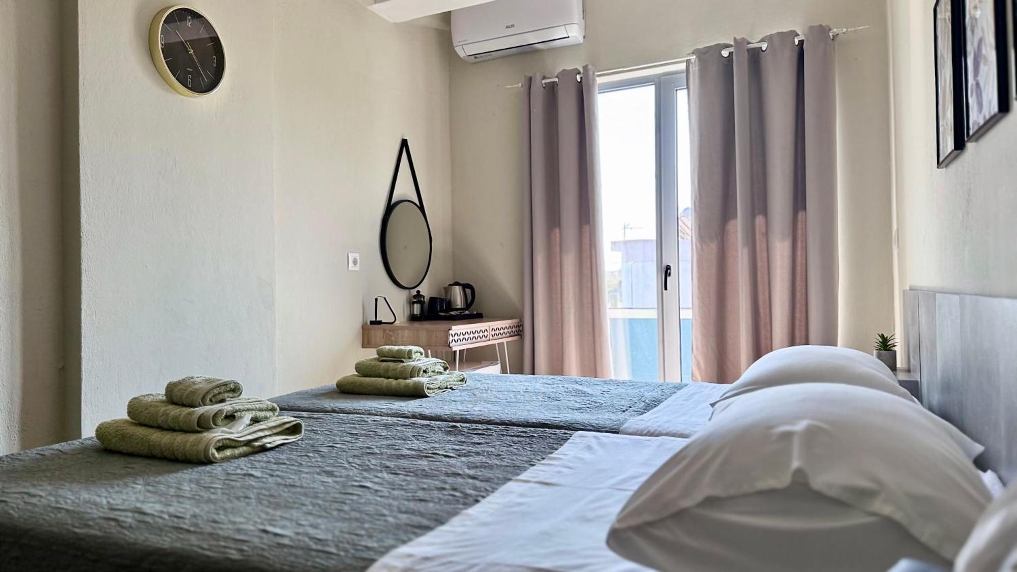 Sea Side Rooms Rhodes City Esterno foto